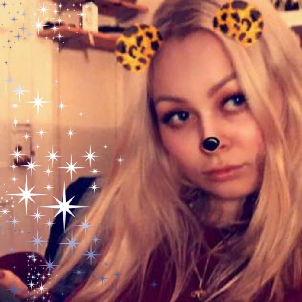 Meet your Posher, Maria